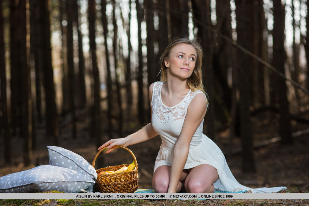Aislin Gets Naked In The Woods