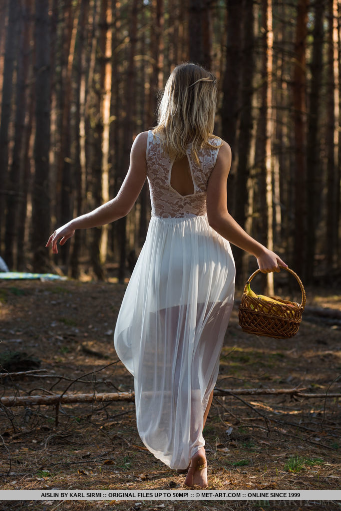 Aislin Gets Naked In The Woods