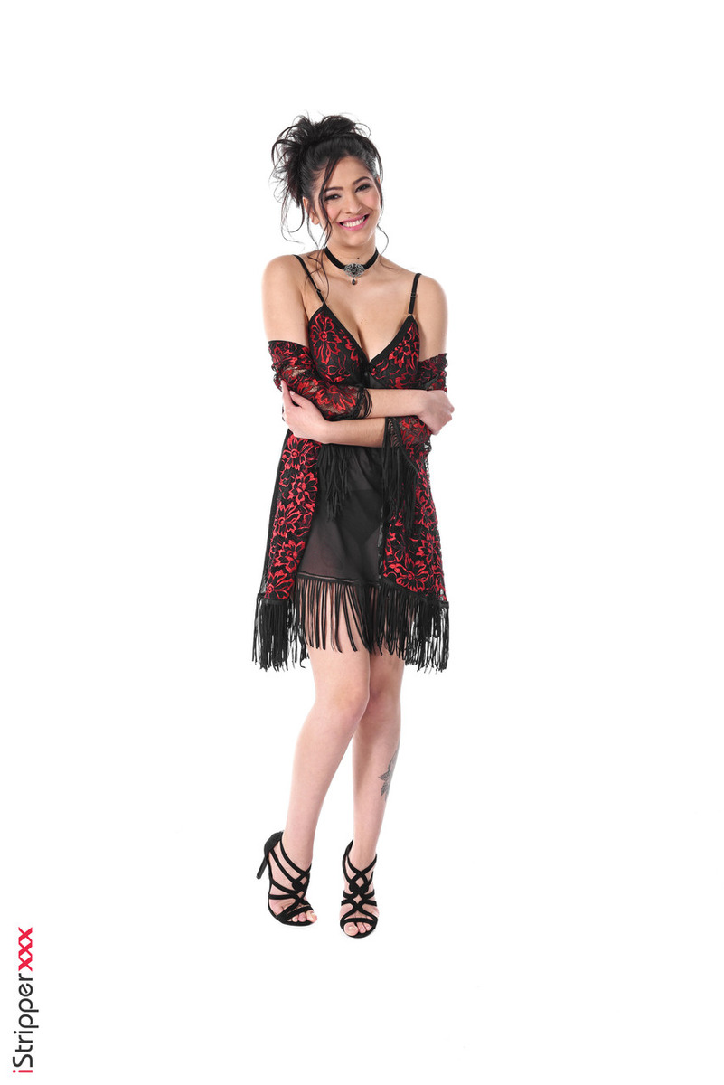 Busty Beauty Ava Black