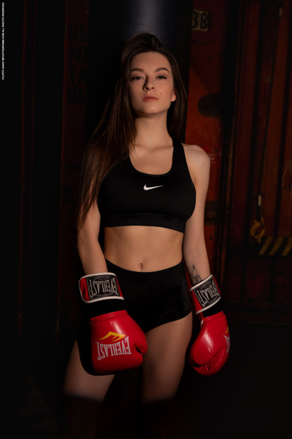Vanda Mey The Boxing Beauty