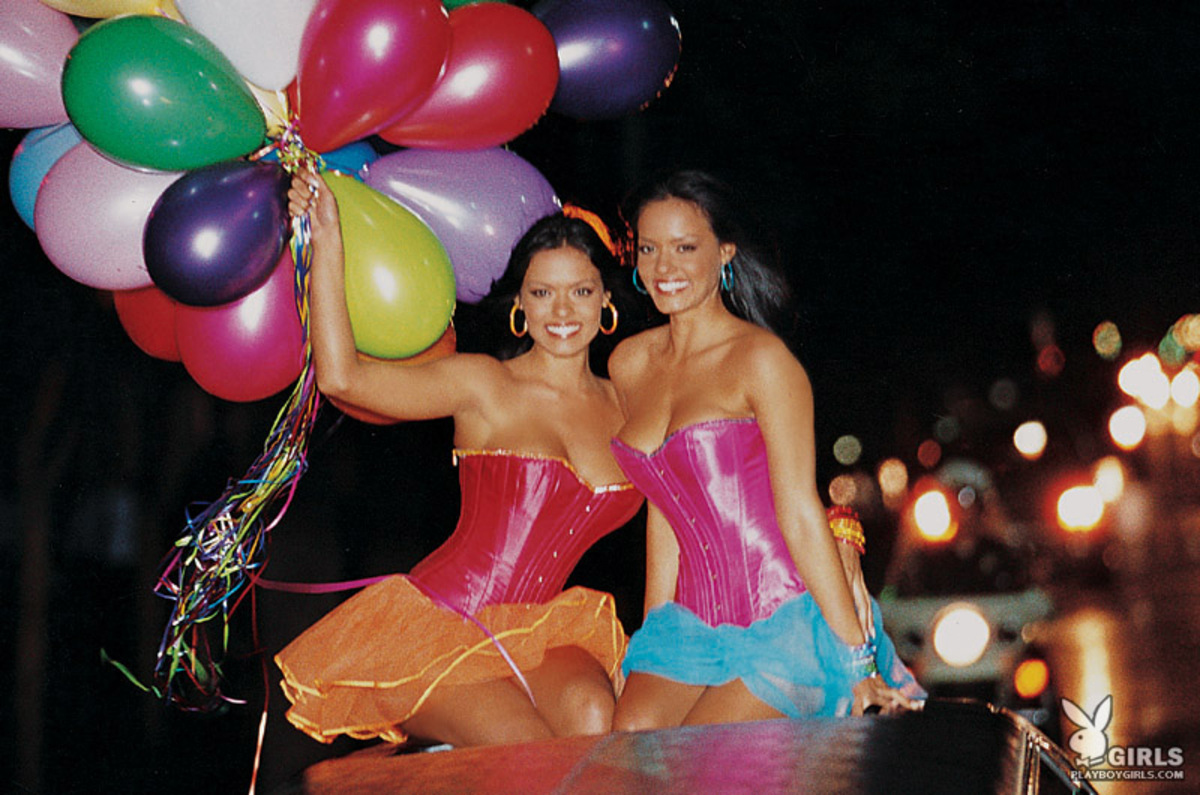 Deisy And Sarah Teles