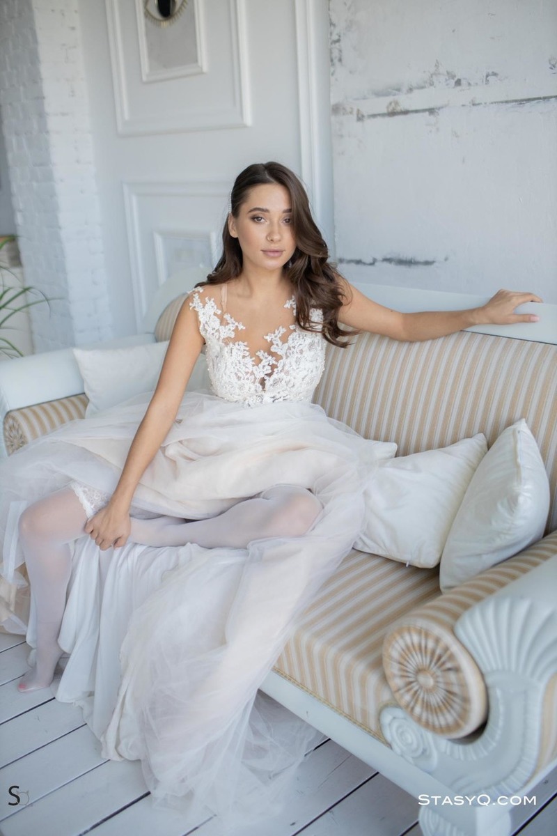 Liya Silver Bride
