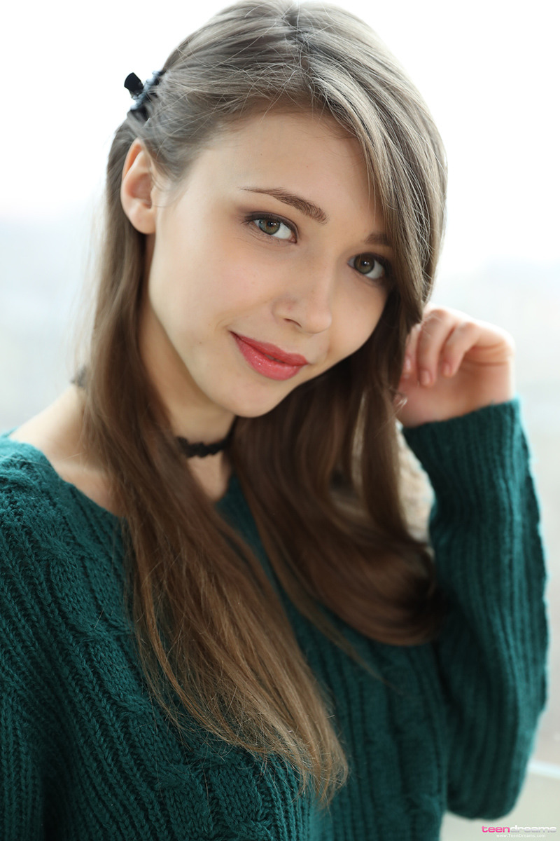 Beautiful Teen Frees Her Natural Tits 